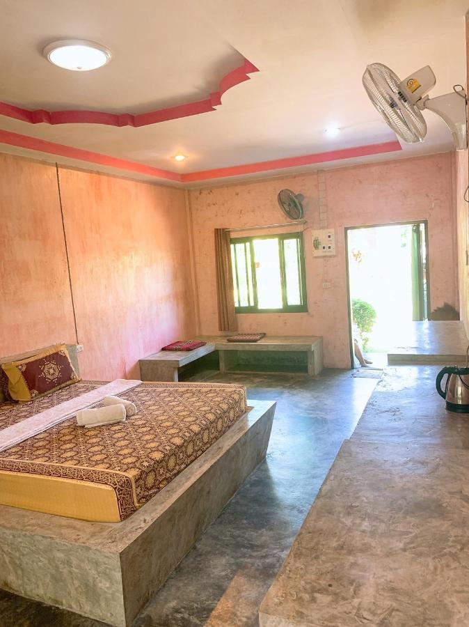 Sabye~sabye Koh Tao