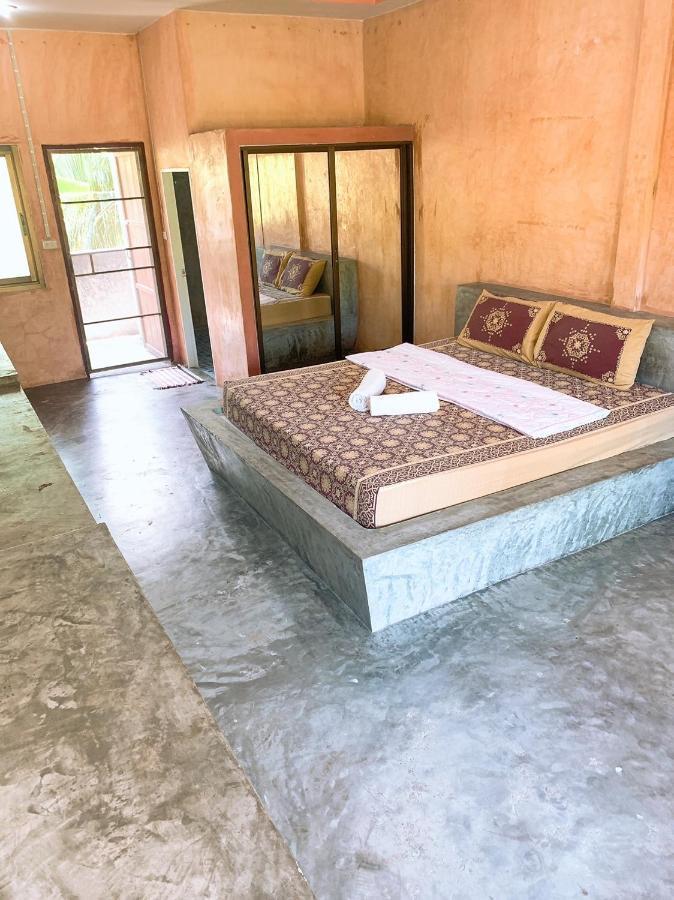 Sabye~sabye Koh Tao
